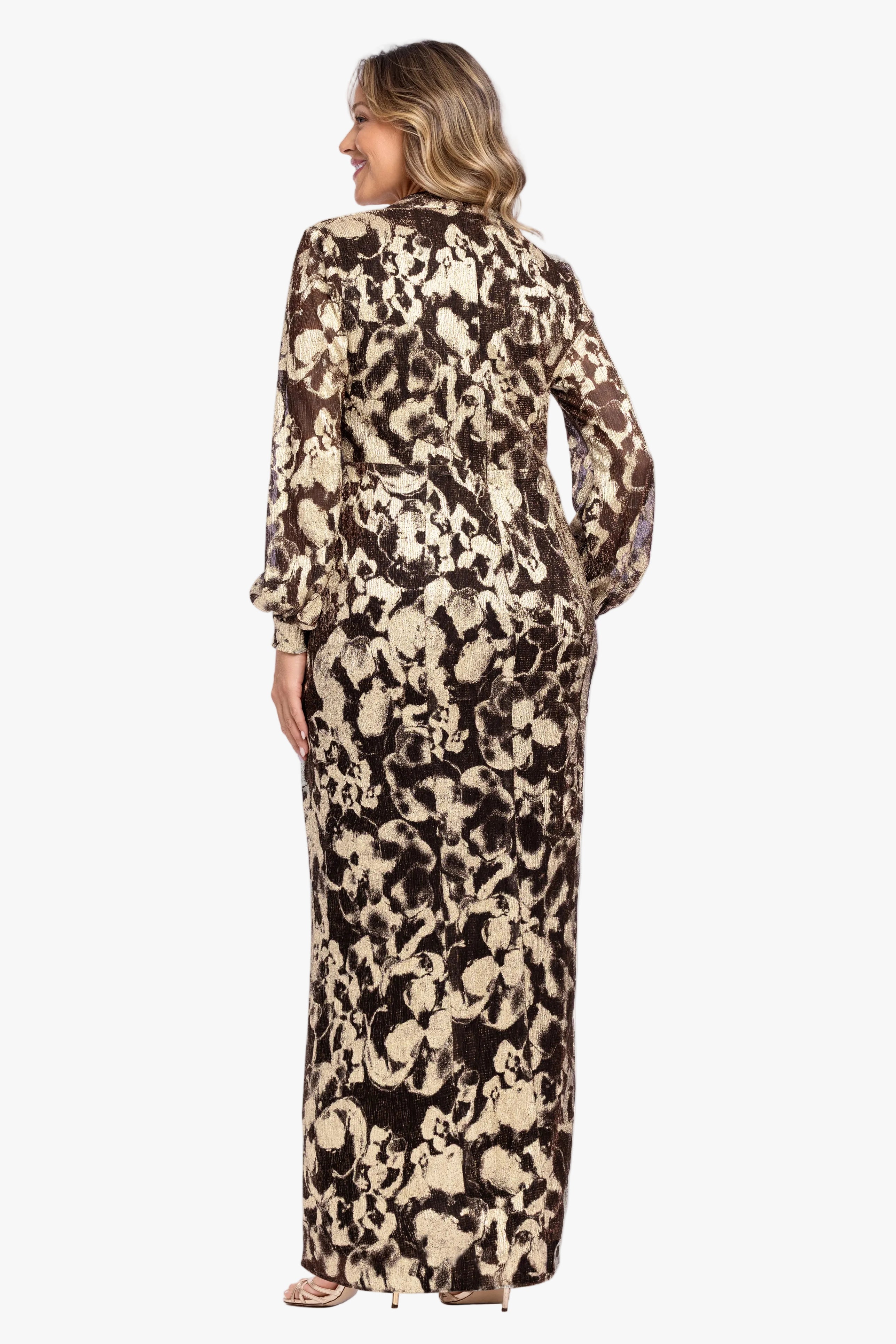 Plus "Bailey" Crinkle Metallic V-Neck Long Sleeve Dress