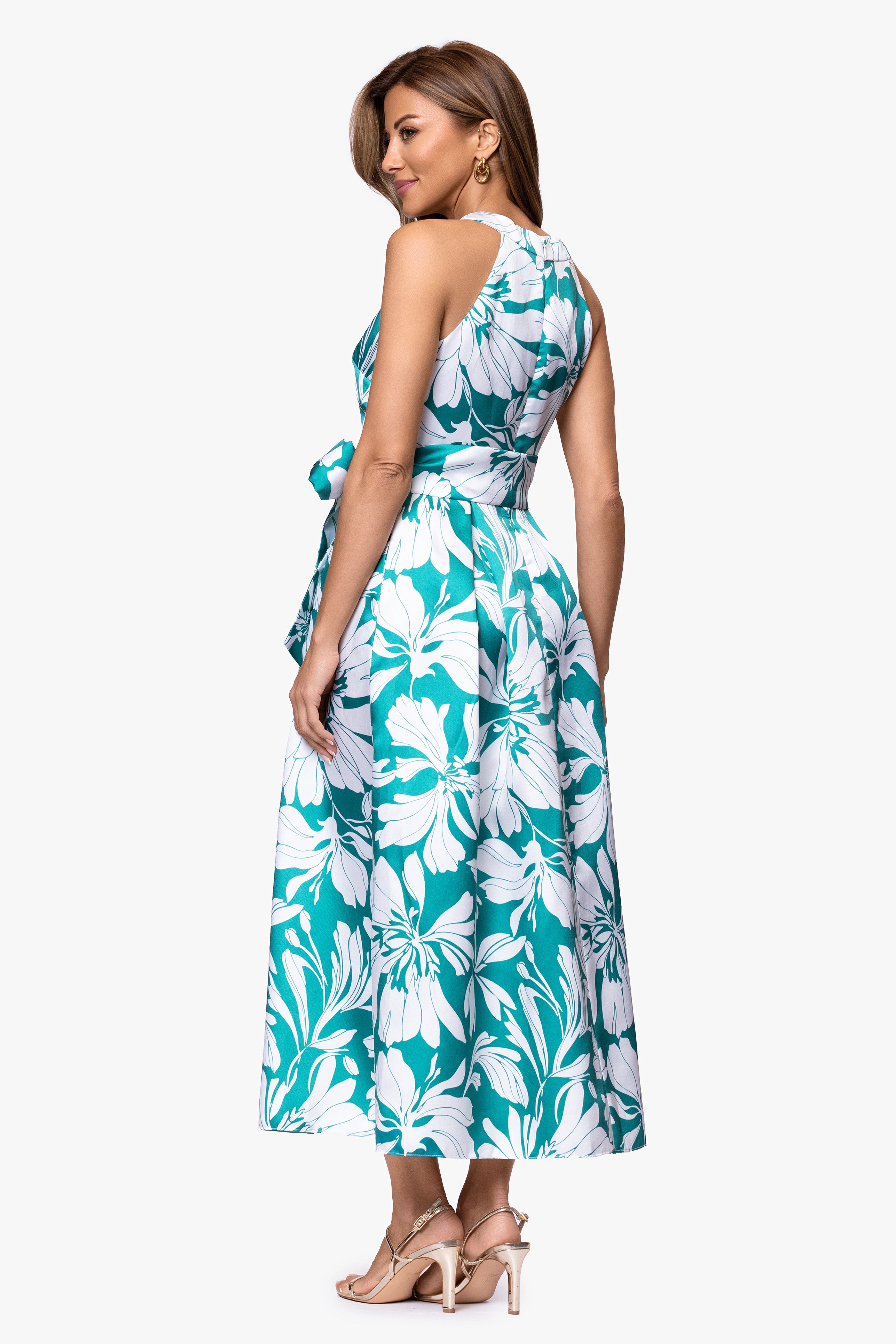 aqua soutache v neck midi dress COMING THIS WEEK and I am SO EXCITED!!! The Eleanor sweetheart neck dress is arriving and it is GORGEOUS!!! Look at that beautiful aqua color and all that intricate soutache lace detailing -