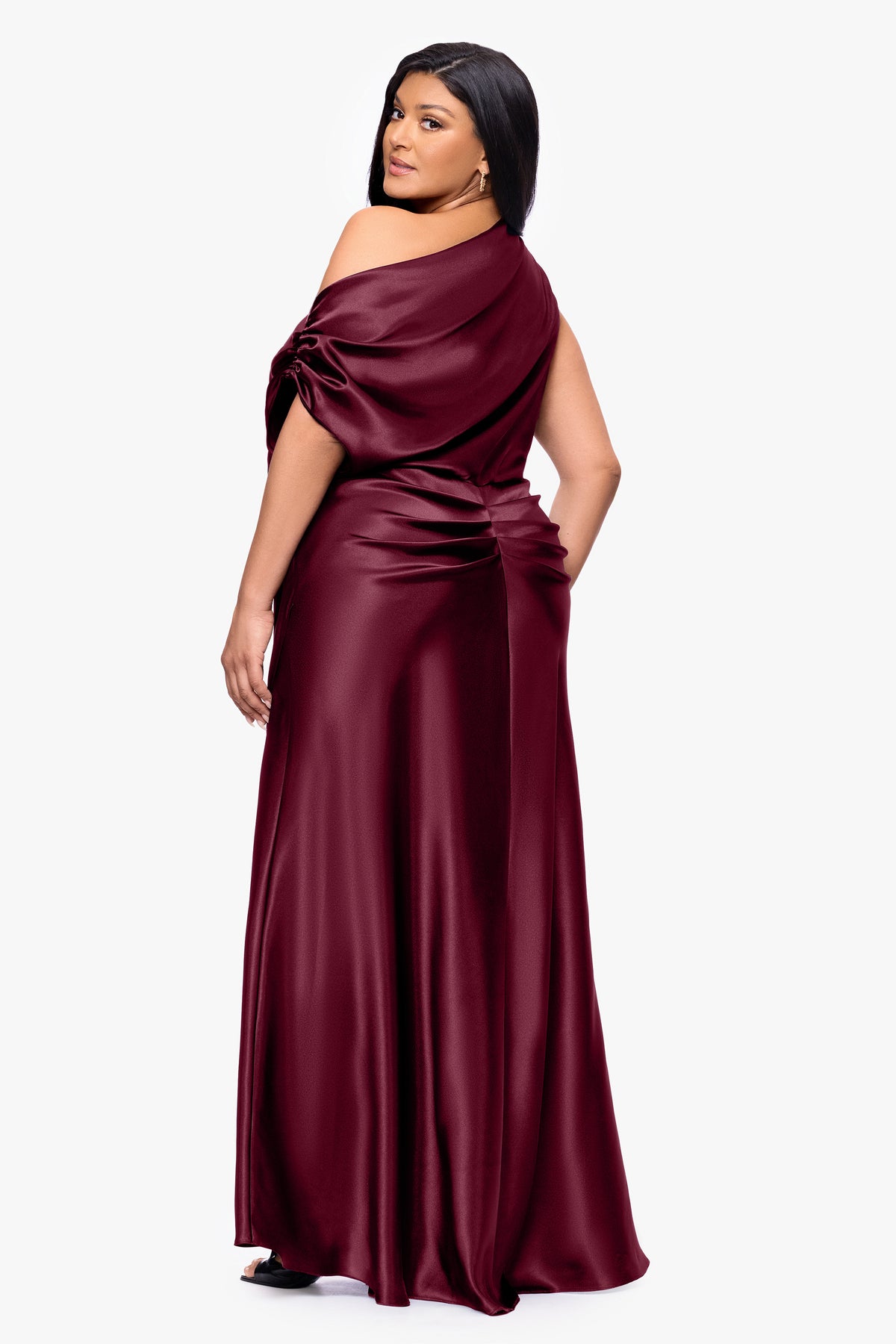 Plus "Sofia" Satin Drop Shoulder Dress