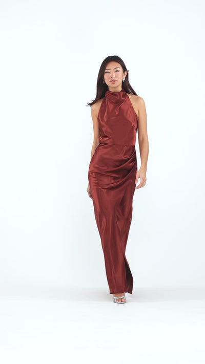 halter velvet dress Halter Chain Velvet Dress – L'école Des Femmes main image 0